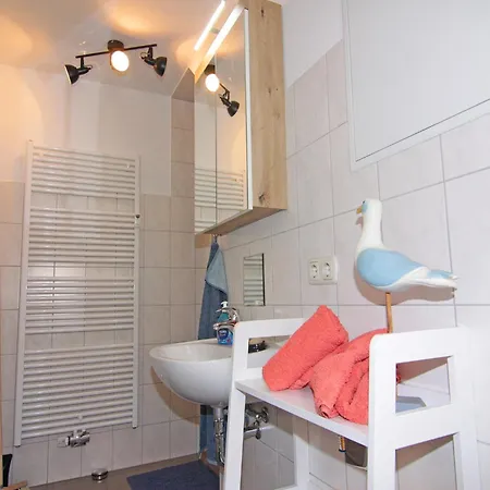 Achtern De Heeg In Ueckermuende, Cleaning Included Apartment Ueckermünde