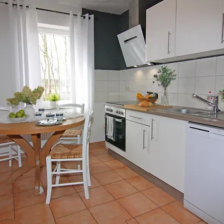 Apartment Achtern De Heeg In Ueckermuende, Cleaning Included Ueckermünde